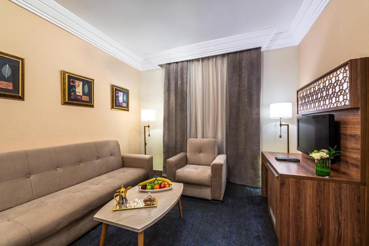 Golden Tulip Al-Zahabi Medina Quarto foto