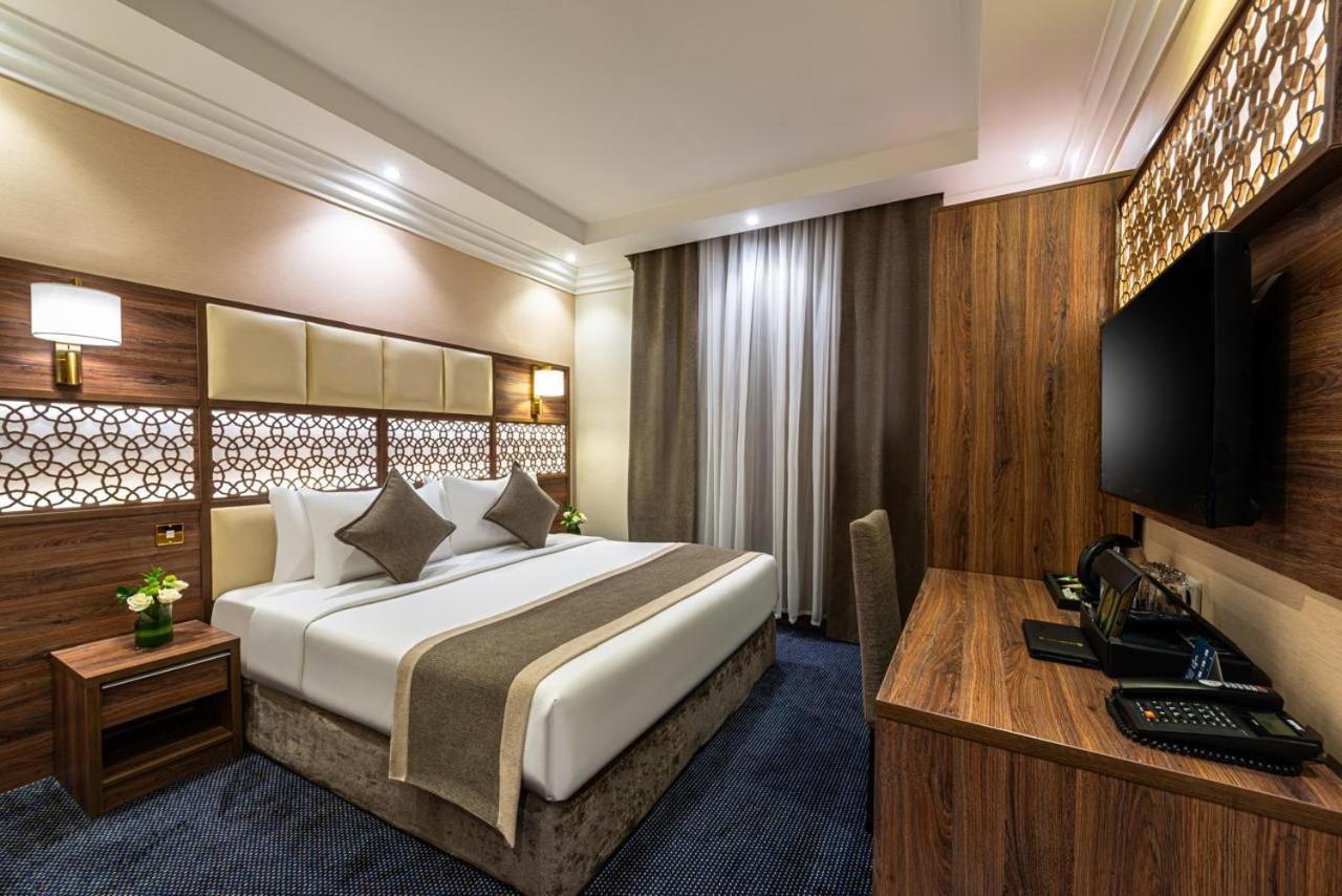 Golden Tulip Al-Zahabi Medina Quarto foto
